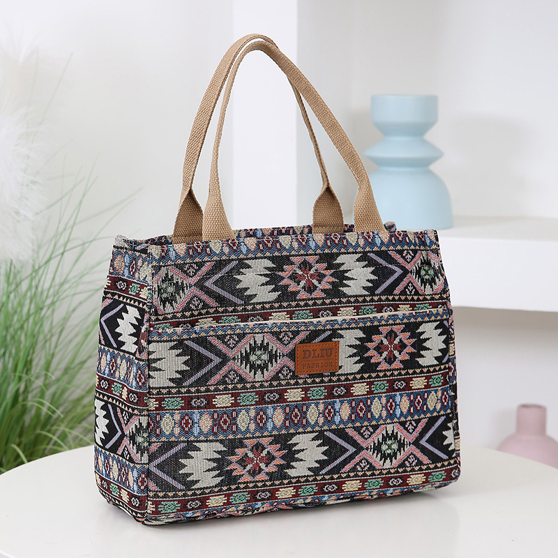 Thick Knitted Jacquard Fabric  - Travel Accessories Tech ulasan dan harga